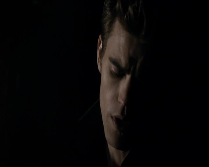 VampireDiariesWorld_dot_org-109HistoryRepeating2250.jpg