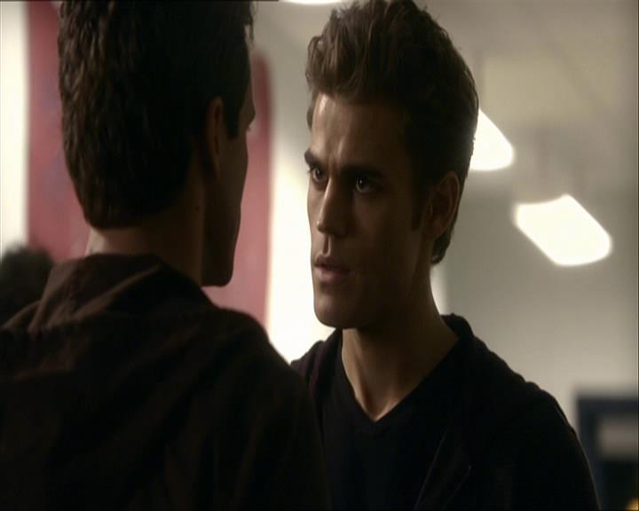 VampireDiariesWorld_dot_org-110TheTurningPoint1076.jpg