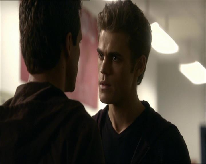 VampireDiariesWorld_dot_org-110TheTurningPoint1078.jpg