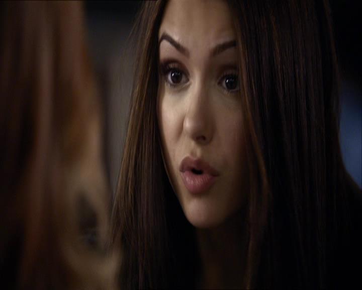 VampireDiariesWorld_dot_org-110TheTurningPoint1104.jpg