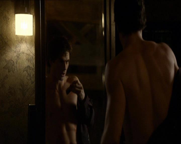 VampireDiariesWorld_dot_org-110TheTurningPoint1132.jpg