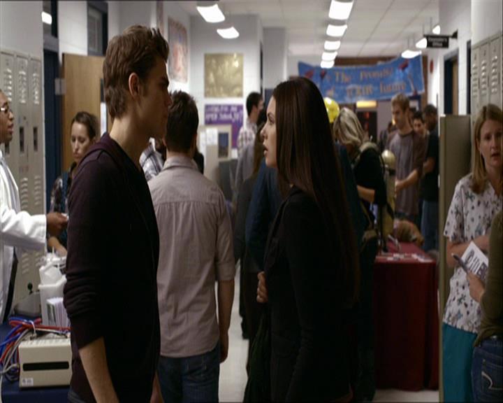 VampireDiariesWorld_dot_org-110TheTurningPoint1319.jpg