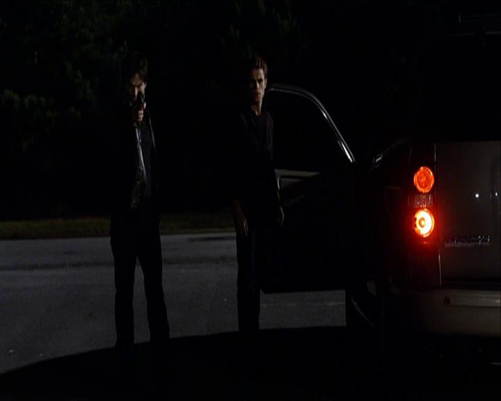 VampireDiariesWorld_dot_org-110TheTurningPoint1435.jpg