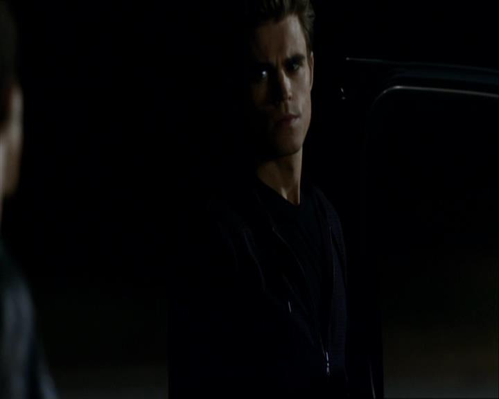 VampireDiariesWorld_dot_org-110TheTurningPoint1442.jpg