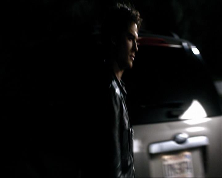 VampireDiariesWorld_dot_org-110TheTurningPoint1455.jpg