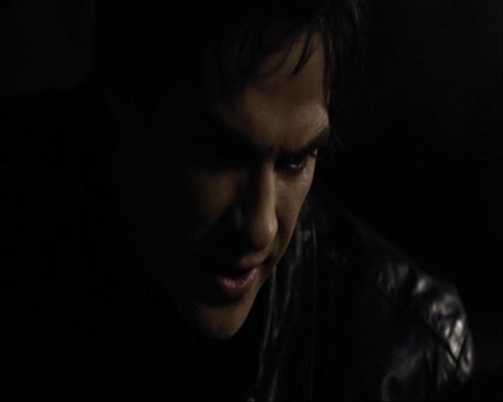 VampireDiariesWorld_dot_org-110TheTurningPoint1490.jpg