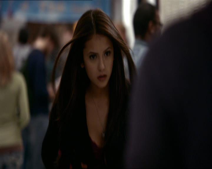 VampireDiariesWorld_dot_org-110TheTurningPoint1523.jpg