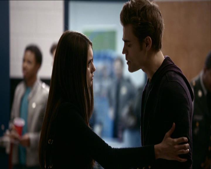 VampireDiariesWorld_dot_org-110TheTurningPoint1537.jpg