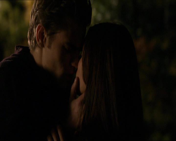 VampireDiariesWorld_dot_org-110TheTurningPoint1723.jpg