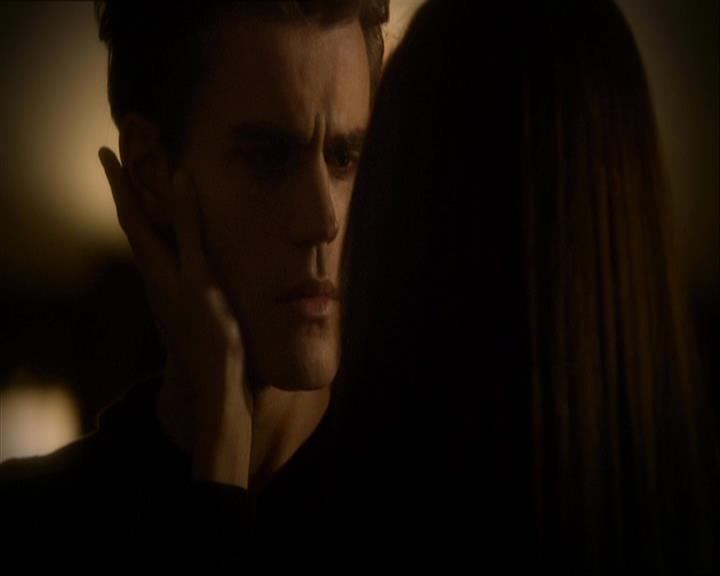 VampireDiariesWorld_dot_org-110TheTurningPoint1785.jpg