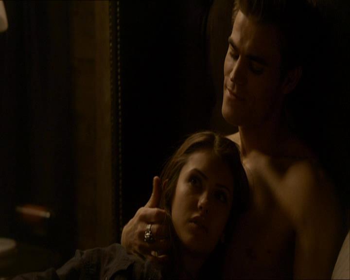 VampireDiariesWorld_dot_org-110TheTurningPoint2002.jpg