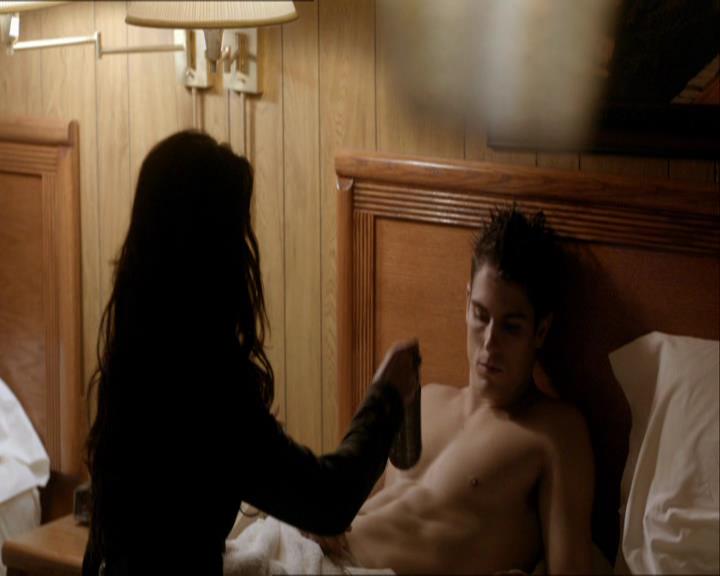 VampireDiariesWorld_dot_org-113ChildrenOfTheDamned0390.jpg