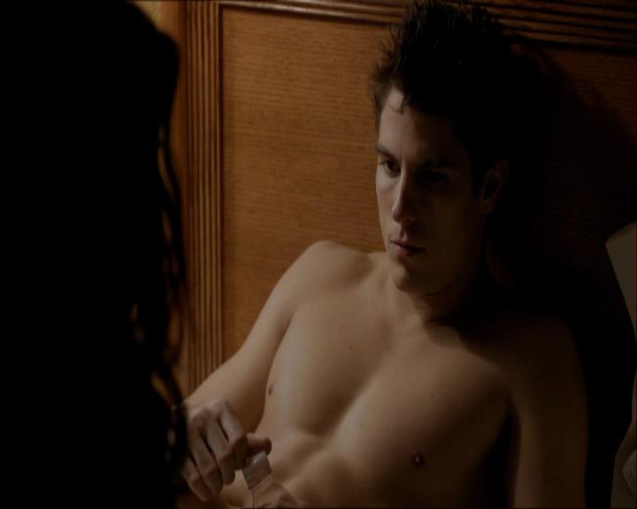 VampireDiariesWorld_dot_org-113ChildrenOfTheDamned0406.jpg