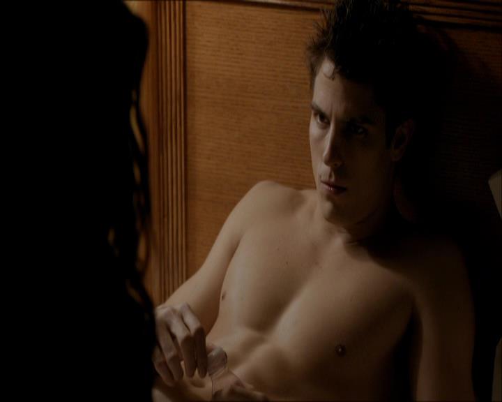 VampireDiariesWorld_dot_org-113ChildrenOfTheDamned0421.jpg