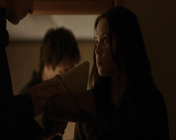 VampireDiariesWorld_dot_org-113ChildrenOfTheDamned1786.jpg