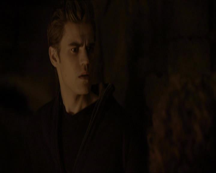 VampireDiariesWorld_dot_org-114FoolMeOnce1623.jpg