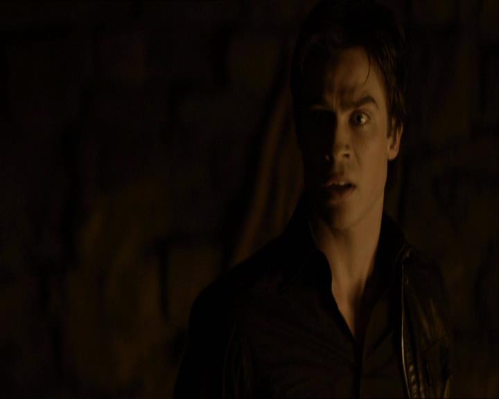 VampireDiariesWorld_dot_org-114FoolMeOnce1850.jpg