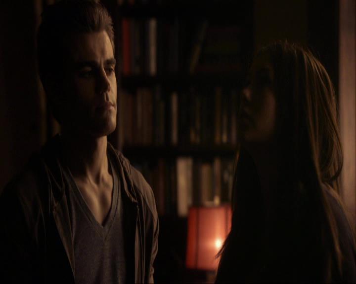 VampireDiariesWorld_dot_org-117LetTheRightOneIn0248.jpg