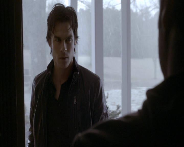 VampireDiariesWorld_dot_org-117LetTheRightOneIn0493.jpg