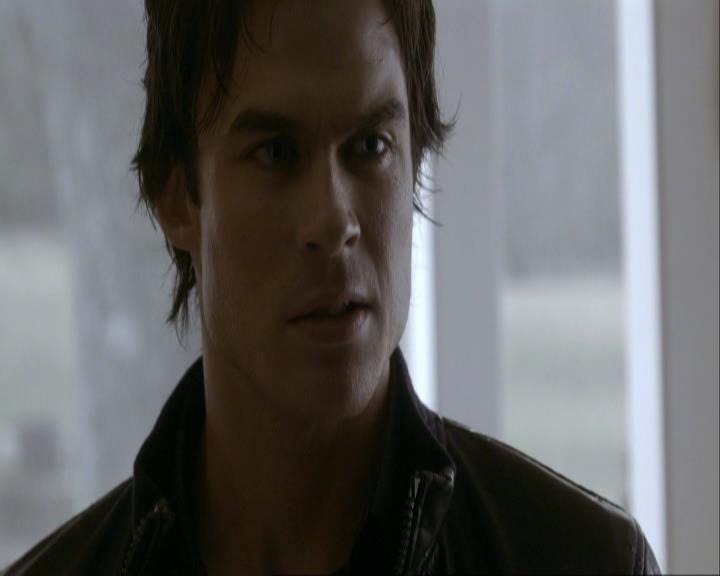 VampireDiariesWorld_dot_org-117LetTheRightOneIn0498.jpg