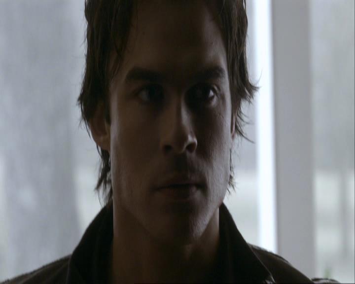 VampireDiariesWorld_dot_org-117LetTheRightOneIn0503.jpg