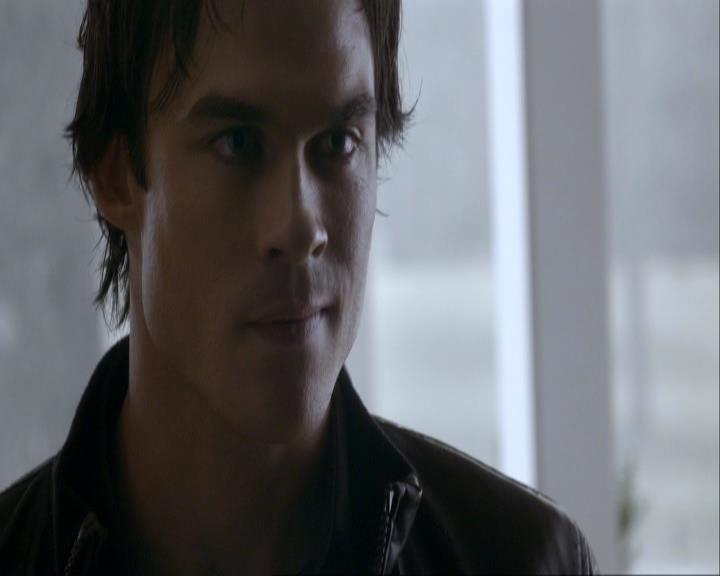 VampireDiariesWorld_dot_org-117LetTheRightOneIn0522.jpg