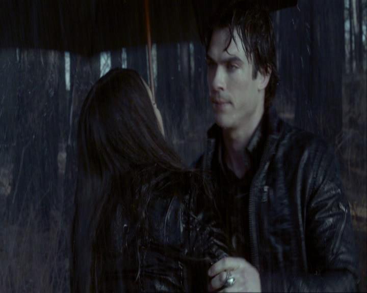 VampireDiariesWorld_dot_org-117LetTheRightOneIn0557.jpg