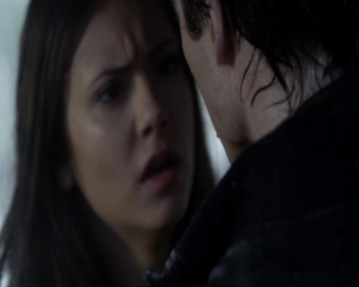 VampireDiariesWorld_dot_org-117LetTheRightOneIn0559.jpg