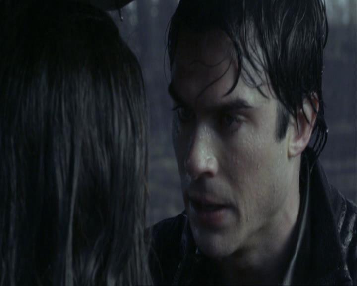 VampireDiariesWorld_dot_org-117LetTheRightOneIn0572.jpg