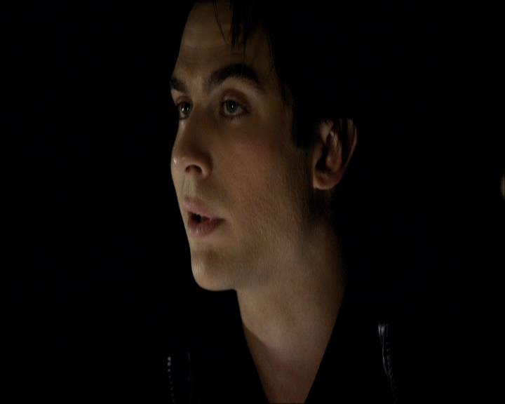 VampireDiariesWorld_dot_org-117LetTheRightOneIn0898.jpg