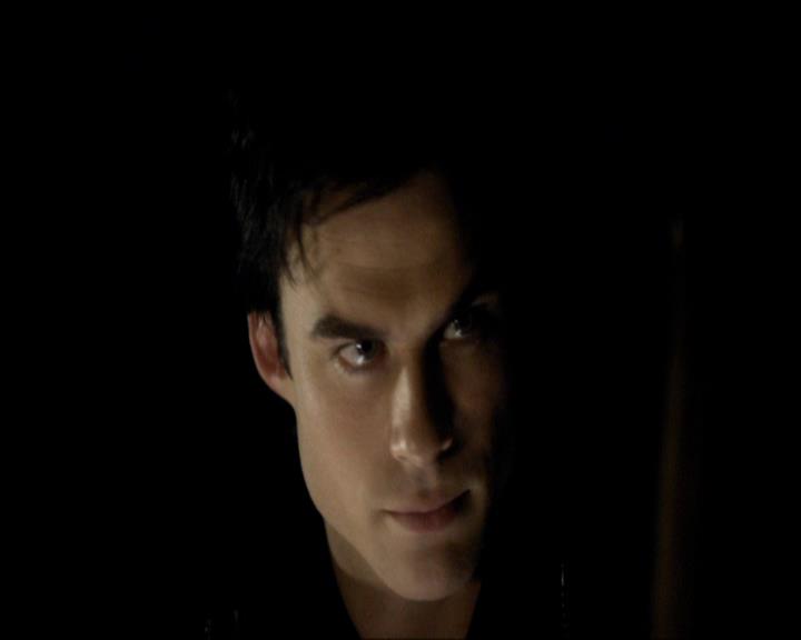 VampireDiariesWorld_dot_org-117LetTheRightOneIn0905.jpg