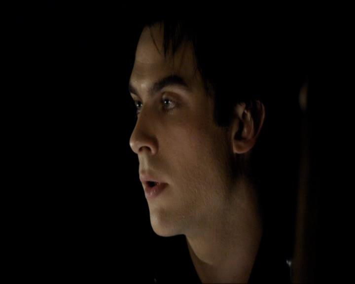 VampireDiariesWorld_dot_org-117LetTheRightOneIn0906.jpg