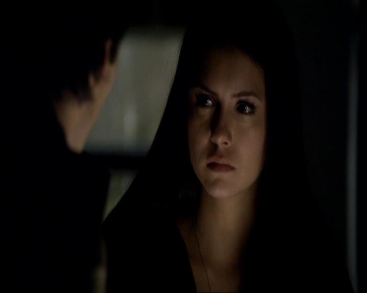 VampireDiariesWorld_dot_org-117LetTheRightOneIn0929.jpg