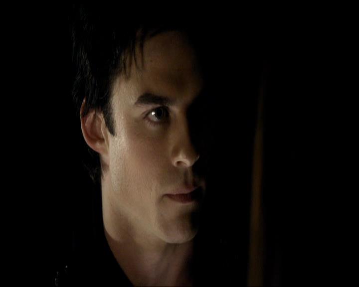 VampireDiariesWorld_dot_org-117LetTheRightOneIn0933.jpg