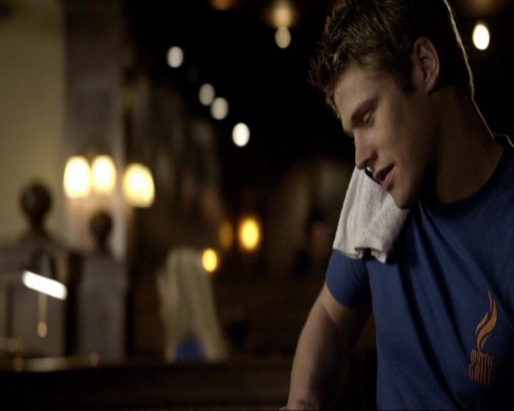 VampireDiariesWorld_dot_org-117LetTheRightOneIn0970.jpg