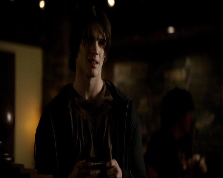 VampireDiariesWorld_dot_org-117LetTheRightOneIn1163.jpg