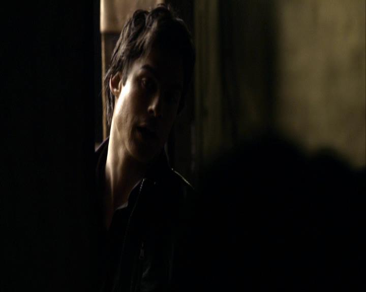 VampireDiariesWorld_dot_org-117LetTheRightOneIn1452.jpg