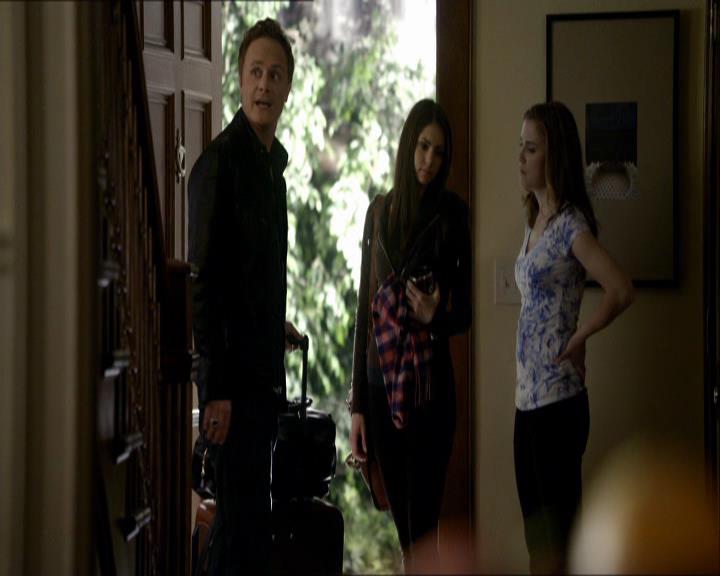 VampireDiariesWorld_dot_org-118UnderControl0135.jpg