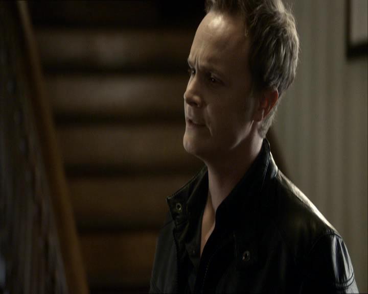 VampireDiariesWorld_dot_org-118UnderControl0142.jpg