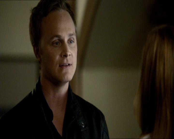 VampireDiariesWorld_dot_org-118UnderControl0172.jpg