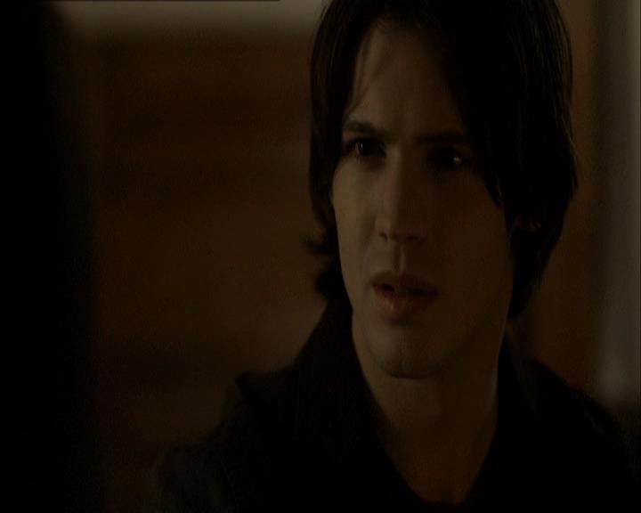 VampireDiariesWorld_dot_org-118UnderControl1326.jpg