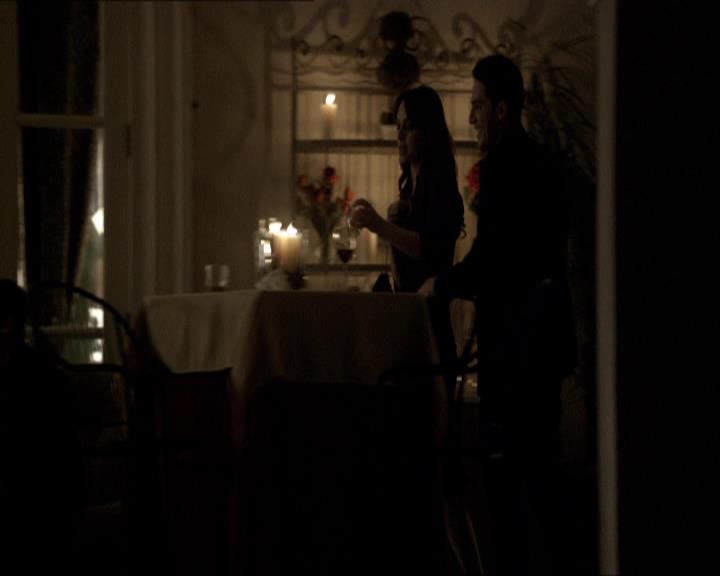 VampireDiariesWorld_dot_org-118UnderControl1331.jpg