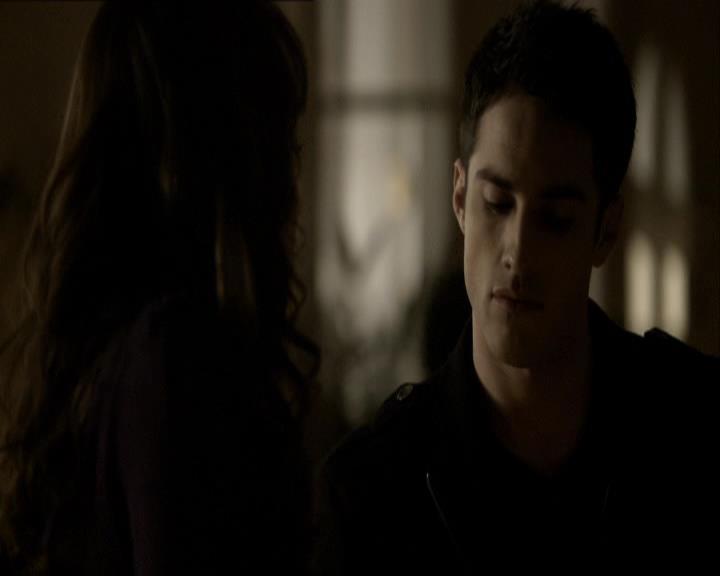 VampireDiariesWorld_dot_org-118UnderControl1345.jpg