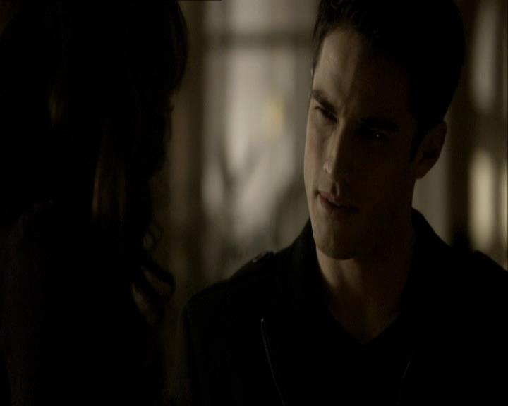 VampireDiariesWorld_dot_org-118UnderControl1360.jpg