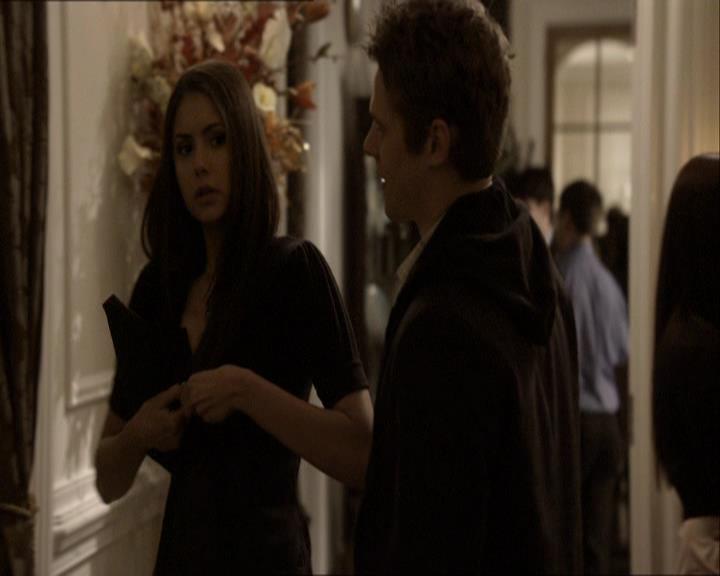 VampireDiariesWorld_dot_org-118UnderControl1412.jpg