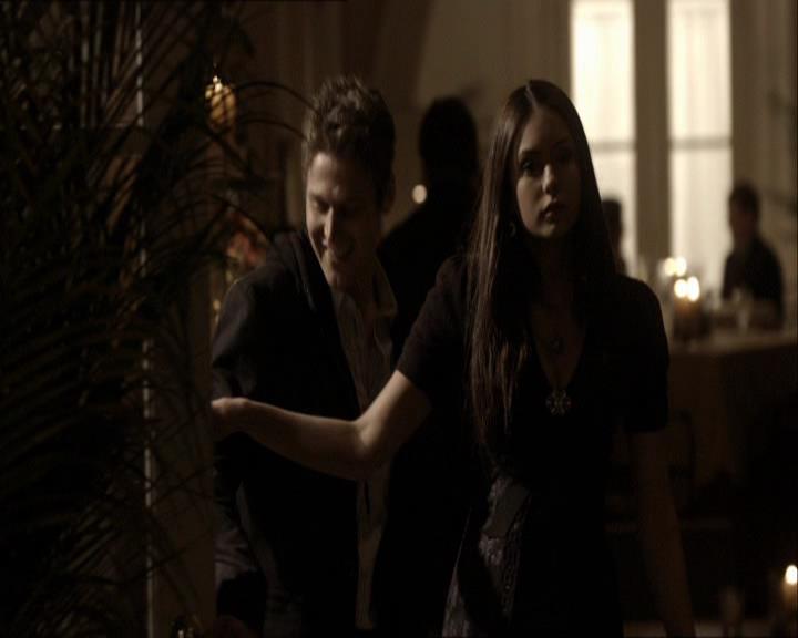 VampireDiariesWorld_dot_org-118UnderControl1416.jpg