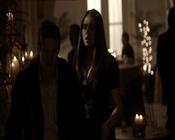 VampireDiariesWorld_dot_org-118UnderControl1422.jpg