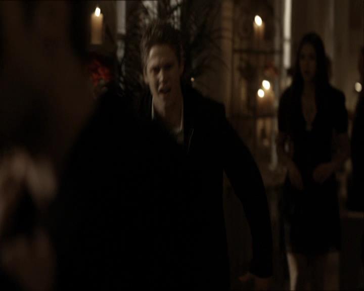 VampireDiariesWorld_dot_org-118UnderControl1423.jpg