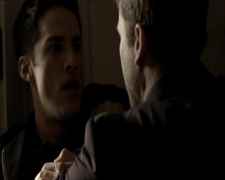 VampireDiariesWorld_dot_org-118UnderControl1450.jpg