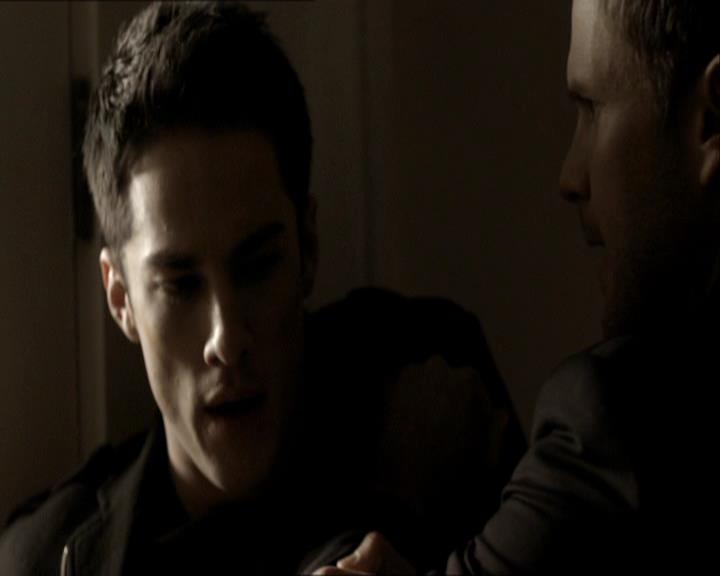 VampireDiariesWorld_dot_org-118UnderControl1451.jpg